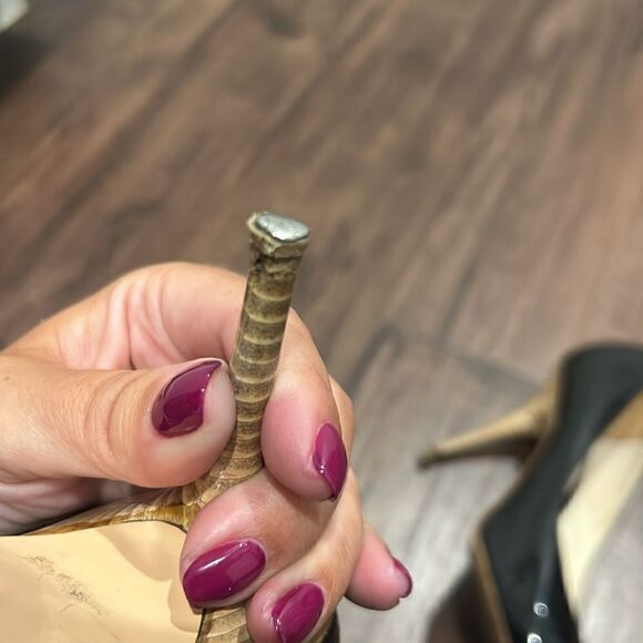 gianvito rossi black Patent Leather Pumps, Size 10 (40) - Picture 7 of 16